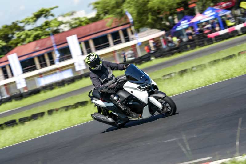 Test Ride Yamaha Nmax Turbo Motor Matic Bisa Engine Brake